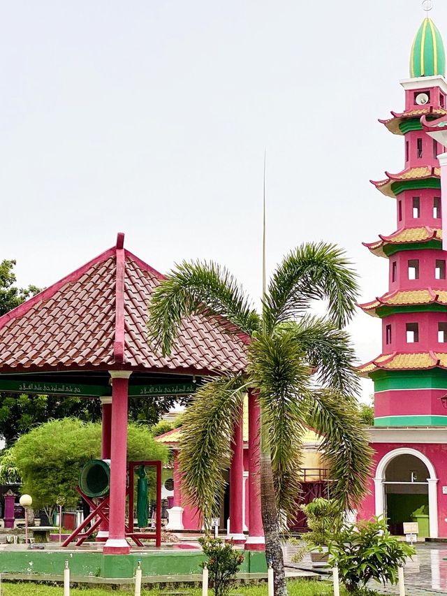 Unique Mosque In Palembang City 🕌 