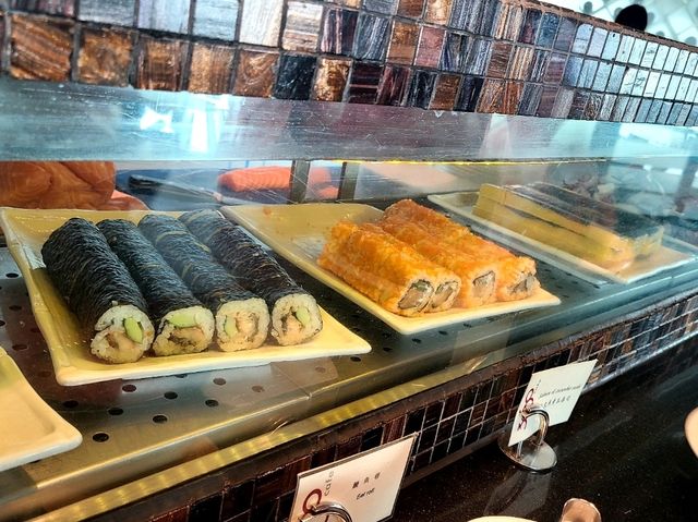 食物普普通通但環境一流既自助午餐