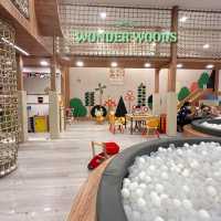 คาเฟ่้ด็กที่แท้ทรู wonder woods