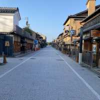 京都！祇園町南側の花見小路（はなみこうじ）伝統的建物の町並み鑑賞