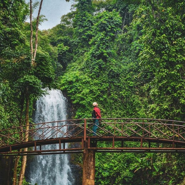 Pa Sy Waterfall