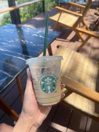  Starbucks  วิวทะเลบนยอดเขา ⛰️ 