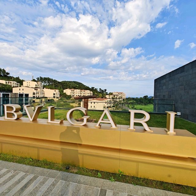 new JW in Jeju, great for families with kids 