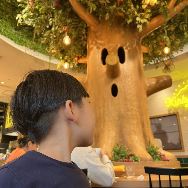 長期滿座之東京Kirby Cafe