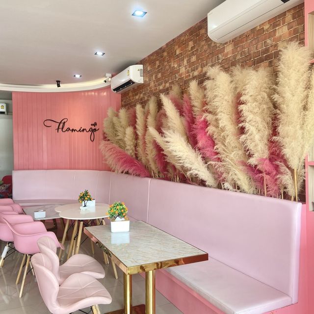 Flamingo Cafe 