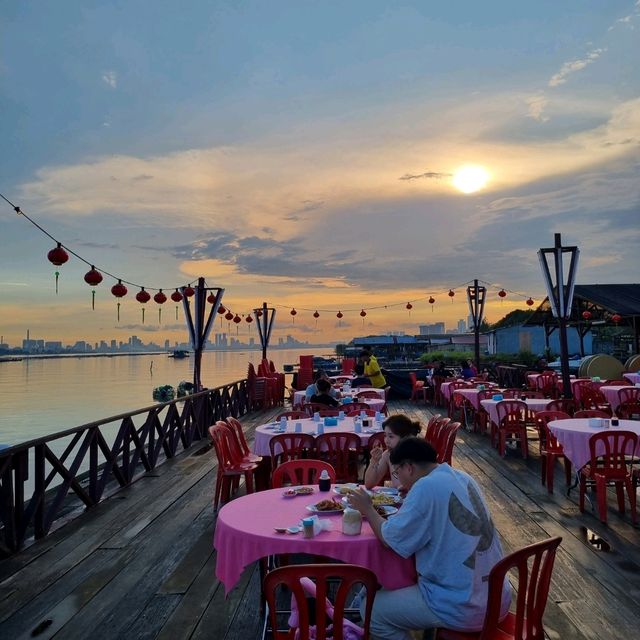 Seaside Dining With A View In JB 🌊🐚
