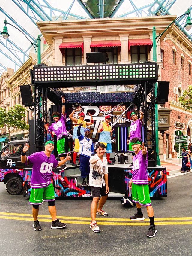 Having Fun at Universal Studio Singapore