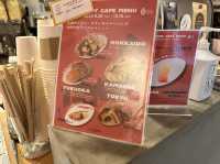 東京・丸の内。期間限定で『RUGBY CAFE』に🏉Marunouchi Happ. Stand & Gallery