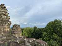จุดชมวิวพระอาทิตย์ตกบนเนินเขา นครวัด