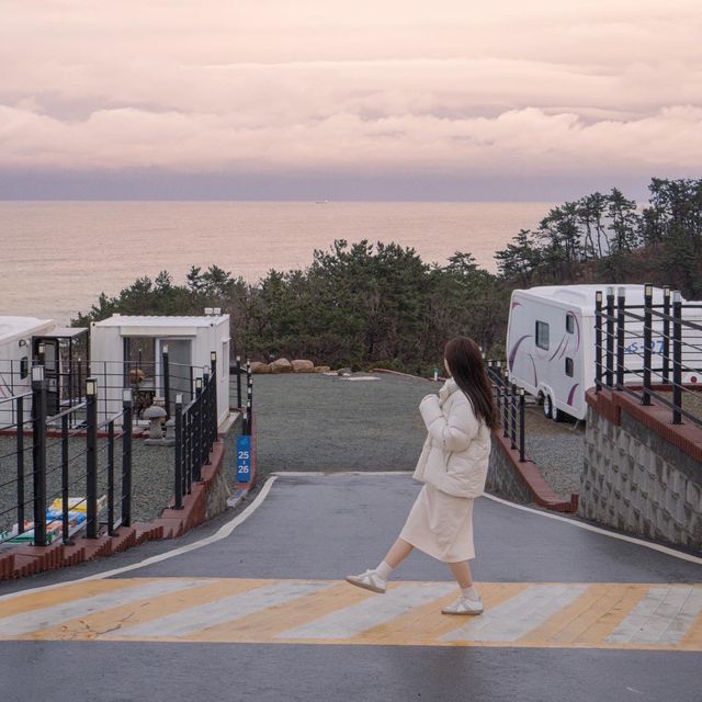 포항바다 1열 직관 숙소, 포에스카라반 🚋🌊 