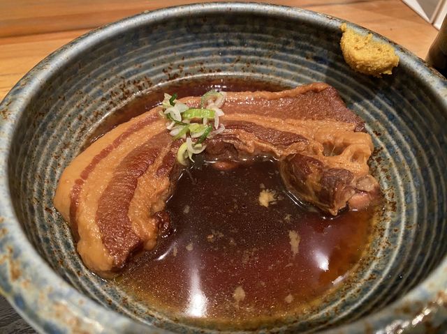 名古屋・栄。名古屋の美味しい定食ととろろの組み合わせ『肉料理・点心 泰山』