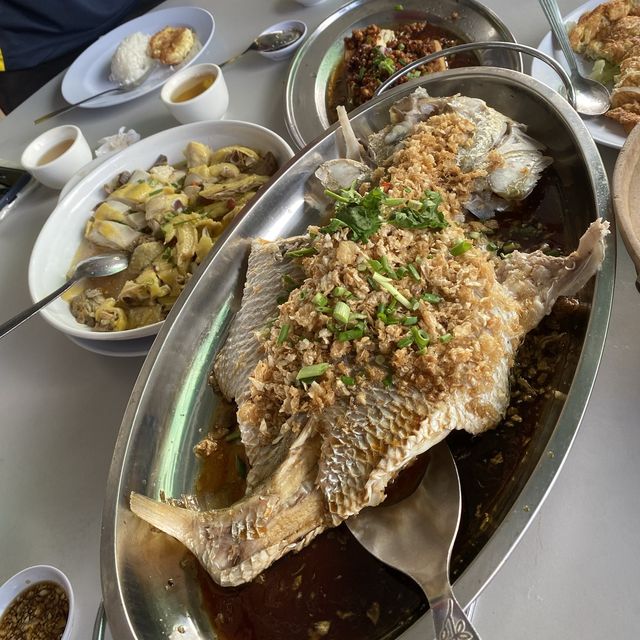 RU YI SEAFOOD RESTAURANT