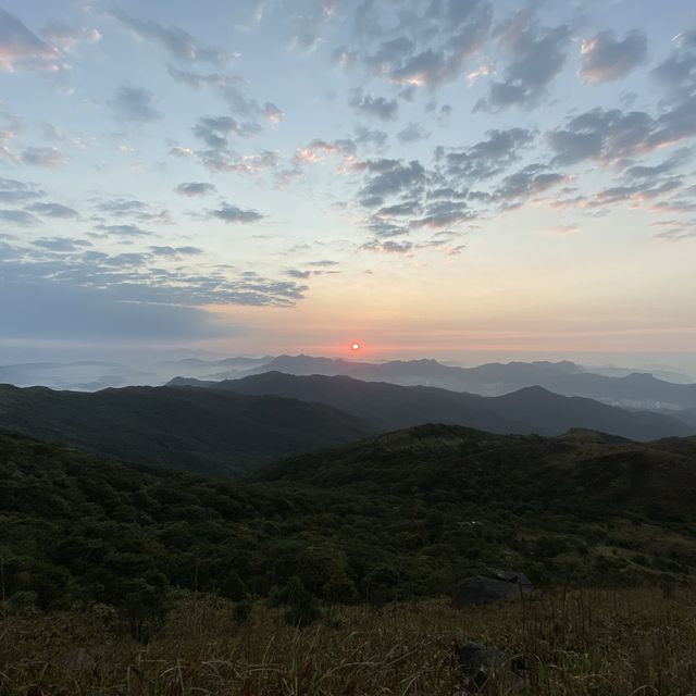 香港🇭🇰 ｜香港行山郊遊路線👣 - 大帽山日出之旅