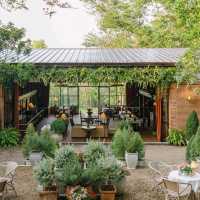 Cafe bar Restaurants