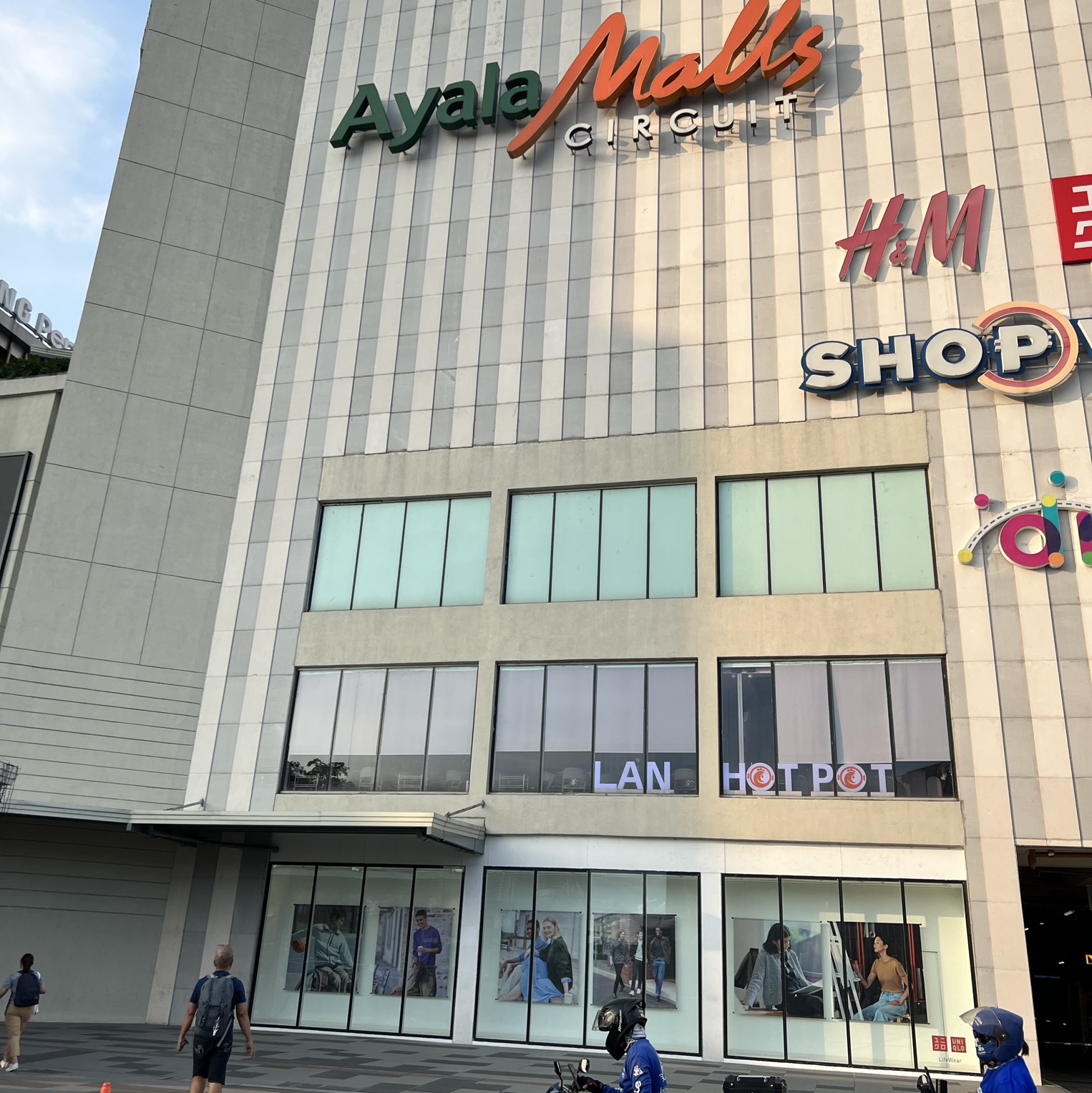 Wacoal Ayala Malls Circuit Makati is Now Open! Carizza Chua, wacoal