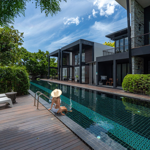 ที่พักหัวหินติดทะเล สระวิวปัง หมูกะทะรสเด็ด 🏝️