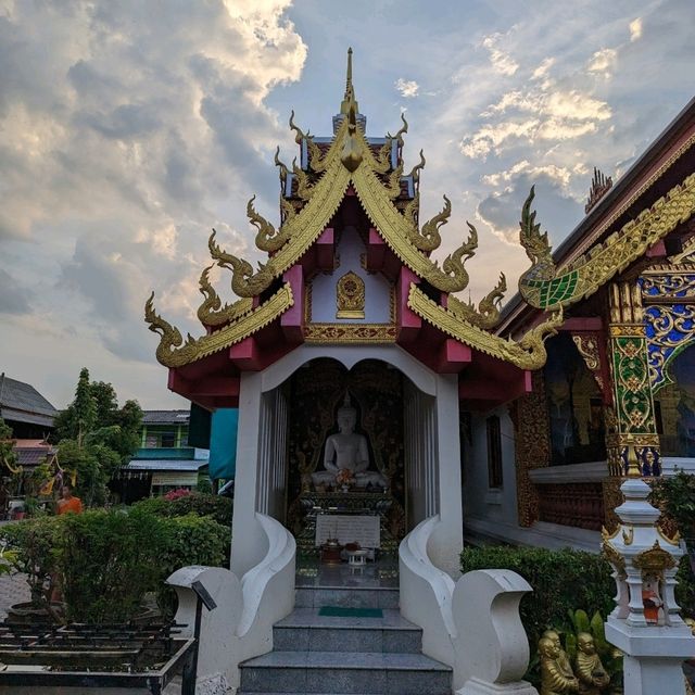 Echoes of Lanna: Wat Dab Phai's Legacy
