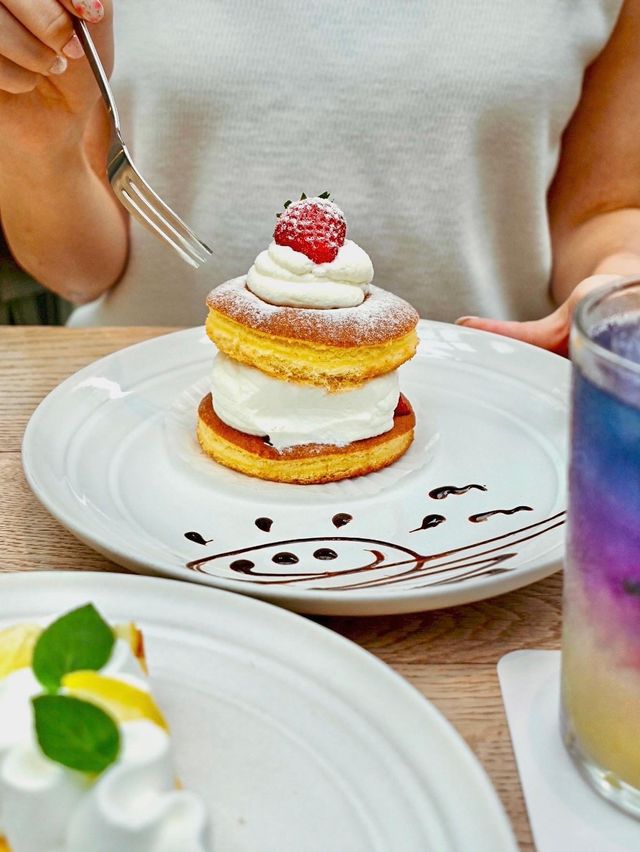 【兵庫】開放感のあるおしゃれカフェ☕️