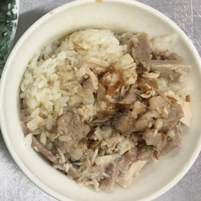 嘉義阿霞火雞肉飯 ｜ 文化路夜市的排隊火雞肉飯