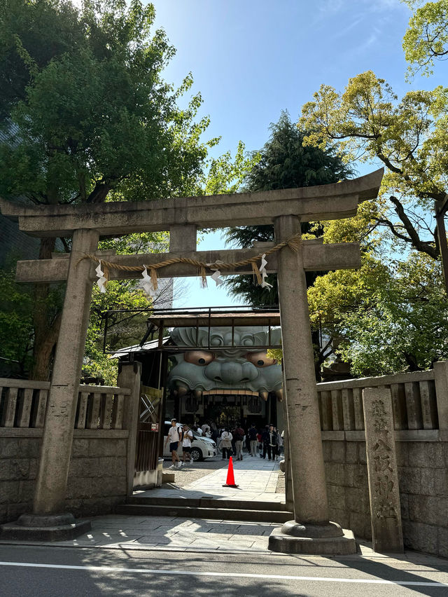 【大阪観光】大きな口の獅子殿が迫力満点の神社⛩