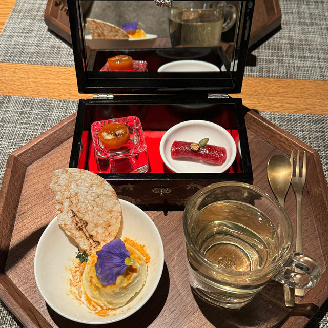 야경을 보며 즐기는 남산타워 한우 레스토랑, 한쿡 야경을 보며 즐기는 남산타워 한우 레스토랑, 한쿡