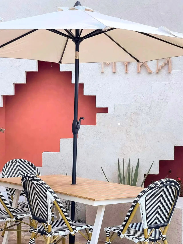 คาเฟ่สไตล์โมรอคโค CASA MYKA