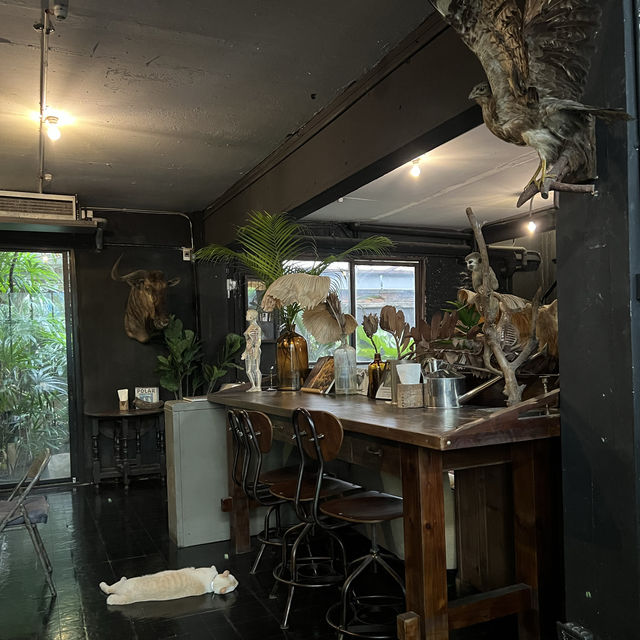 你想不到的曼谷獨特酒店咖啡廳——The Mustang Nero Hotel/Cafe