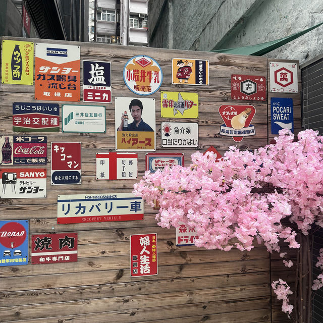 洋食商店：壽喜燒2人套餐，開心果雜莓芭菲