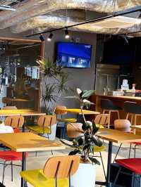 【福岡カフェ】ホステルのロビーにある誰でも利用できるカフェ