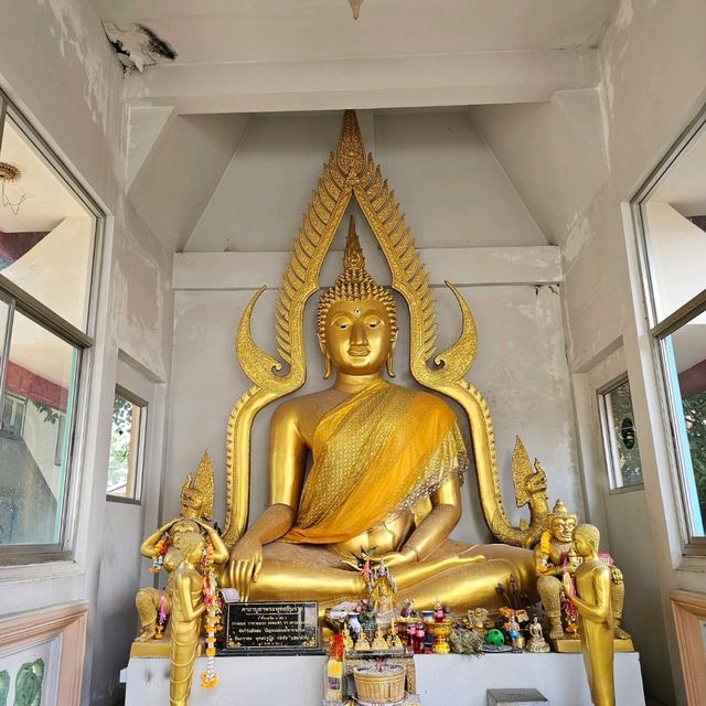 วัดชลอ นนทบุรี