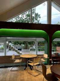 THURSDAE คาเฟ่ชาใต้ ย่านถนนสนามบิน - เชียงใหม่