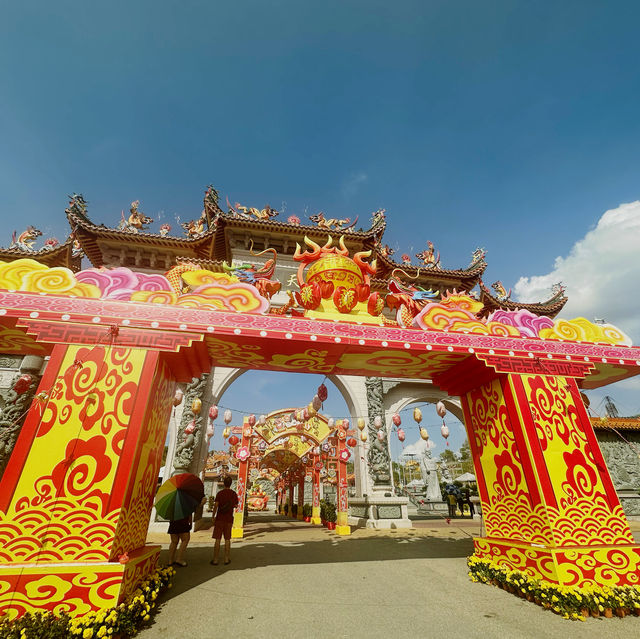 Tokong Si Thian Kong in Kuala Pilah - Serenity Amidst Scenic Beauty