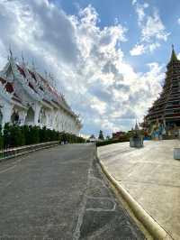 เป็นวัดที่เราบริจาคเงิน แล้วสัมฤทธิ์ผลไม่นานเกินรอ