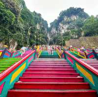 วัดถ้ำบาตู (BATU CAVES) ศาสนสถานฮินดูอันศักดิ์สิทธิ์