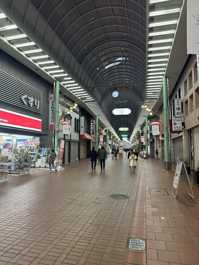 【神户】鶏soba座銀！鶏soba + 肉寿司絕配！