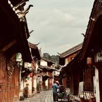 Unlock the Magic of Lijiang Old Town: The Best Morning Escape Before the Crowds