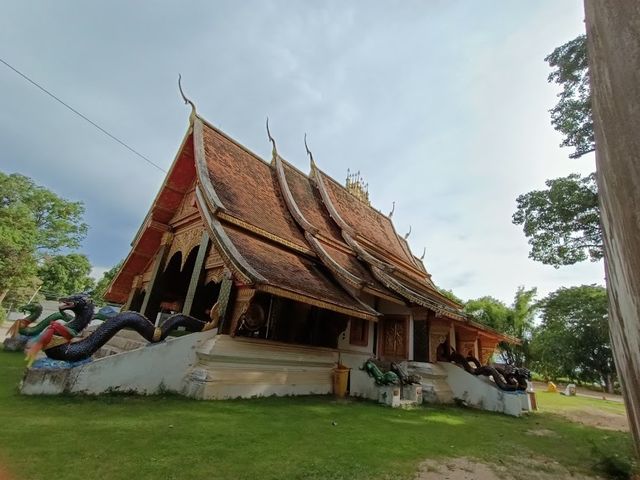  📍วัดท่าแขก หลวงปู่ชอบ