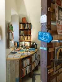 【ギリシャ】サントリーニ島にあるおしゃれな本屋さん