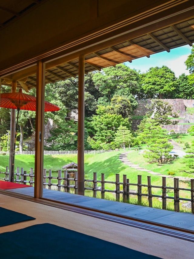 【石川】美しい庭園を見ながら、季節の和菓子とお抹茶を♡