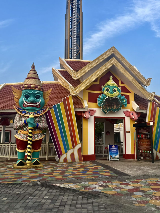 Discover the Thrills of Asia Park in Da Nang 🎢