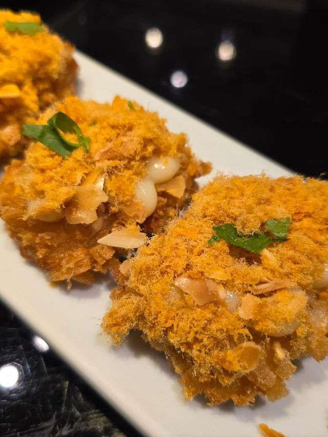 大大碟的餸菜，飽飽地回去