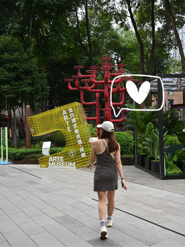 🇨🇳A day trip in Dongjiao Memory, Chengdu 