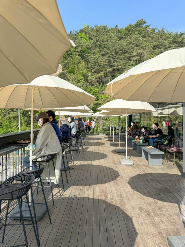인왕산 둘레길, 힐링하기 좋은 카페