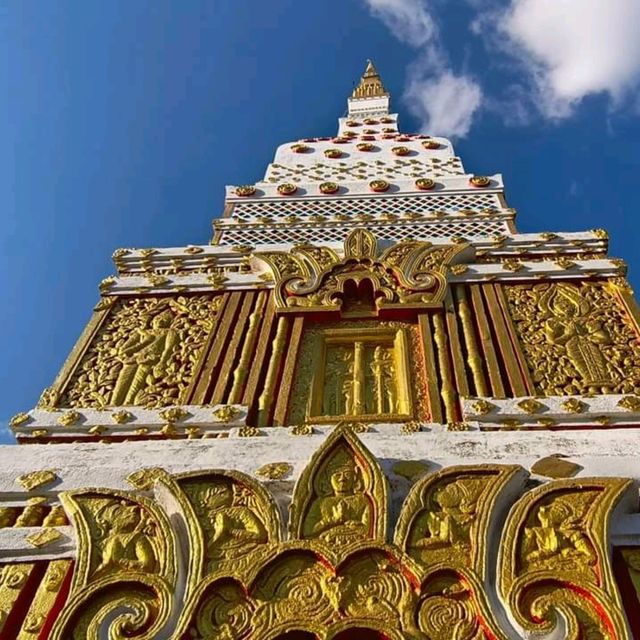 เยือนถิ่นริมโขง นครพนม เมืองแห่งสายมู