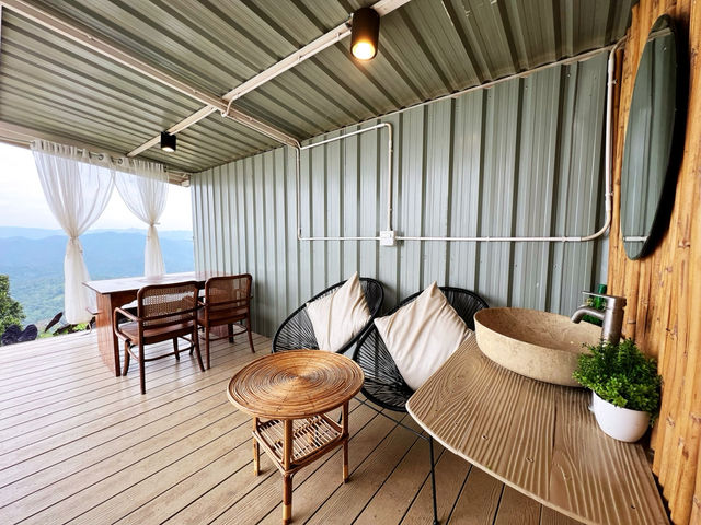 บ้านทิวเขาดอยป่าหวาย
