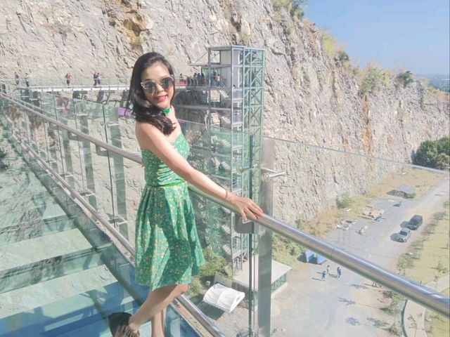 sky walk สุพรรณบุรี