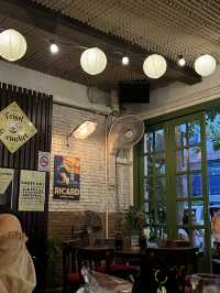 ร้านอาหารสไตล์ฝรั่งเศส ใจกลางสาทร