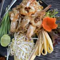 A quiet , relaxing lunch in the heart of Bangkok
