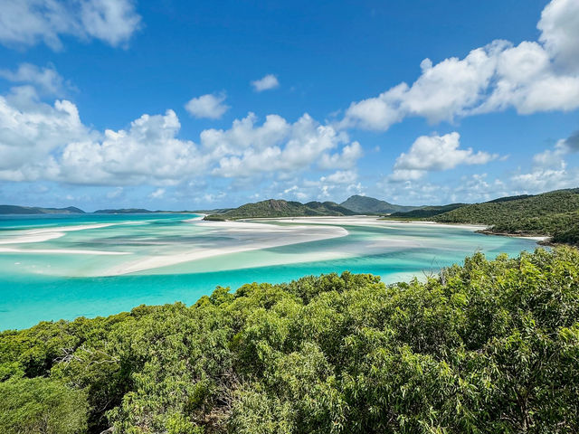 Explore the Tropical Paradise of the Whitsunday Islands, Australia