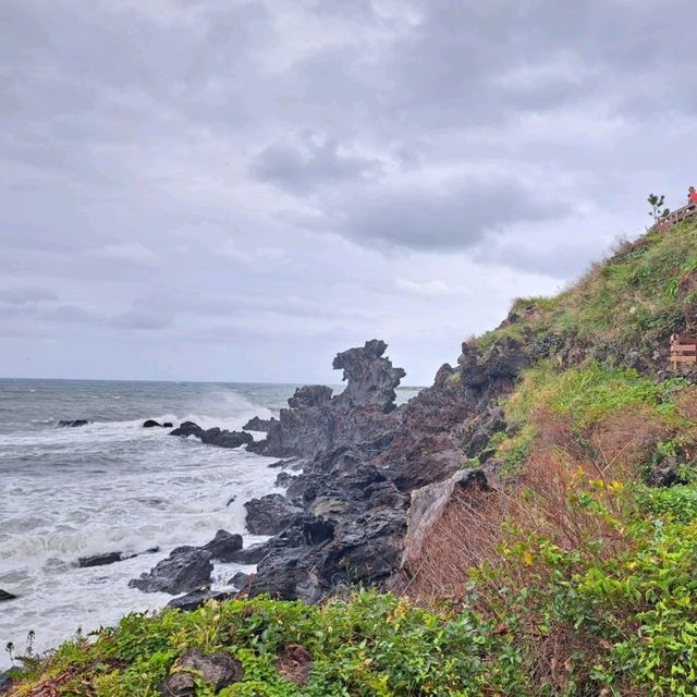 濟洲島梨湖小馬燈塔📸道頭洞彩虹海岸公路🛣️龍頭岩🏞️熱門打卡景點介紹👍
